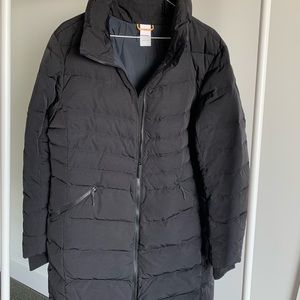 Lolë down jacket … with removable hood